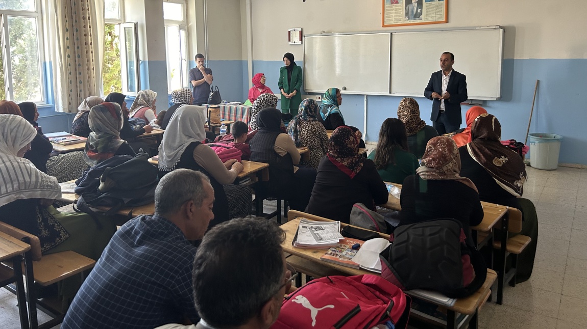 BİGEP Kapsamında Yapılan Düzenli Ders Çalışma Veli Seminer